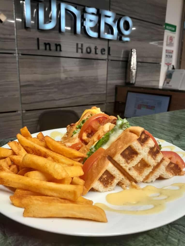 Hotel Tunebo Inn Ríohacha Zewnętrze zdjęcie